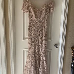 NICOLE BAKTI TAN GOWN